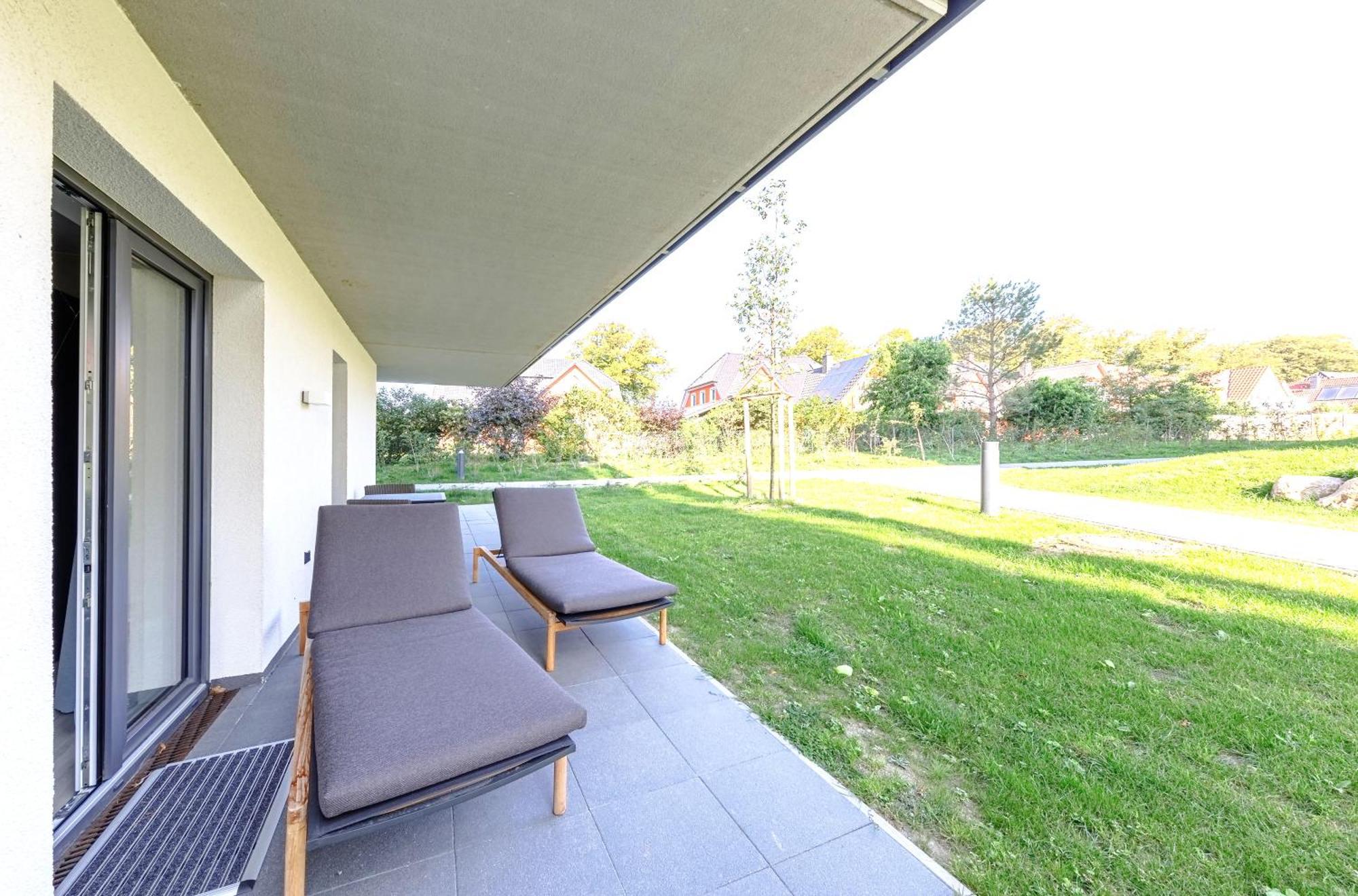 Zwei Wasser - Strandhaus Alte Seefahrtschule Aparthotel Wustrow  Exterior foto