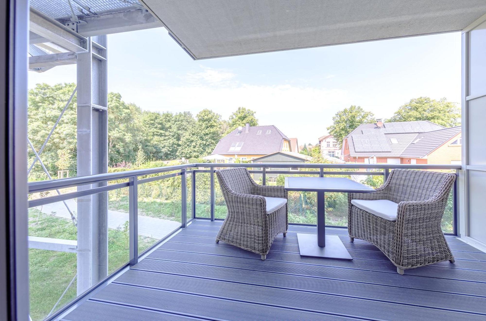 Zwei Wasser - Strandhaus Alte Seefahrtschule Aparthotel Wustrow  Exterior foto