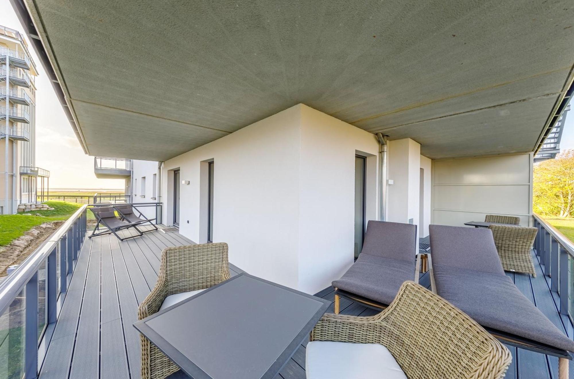 Zwei Wasser - Strandhaus Alte Seefahrtschule Aparthotel Wustrow  Exterior foto